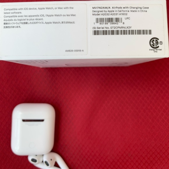 Airpods - Picture 7 of 7